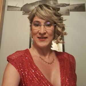 Mme Nadia Salle